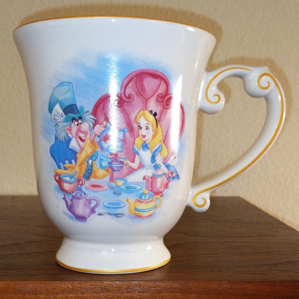 Disney Parks Alice In Wonderland Mad Hatter Ceramic Mug Cup Scroll Handle HTF